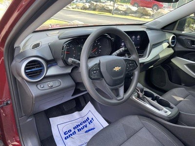 2025 Chevrolet Trax FWD 4dr LS