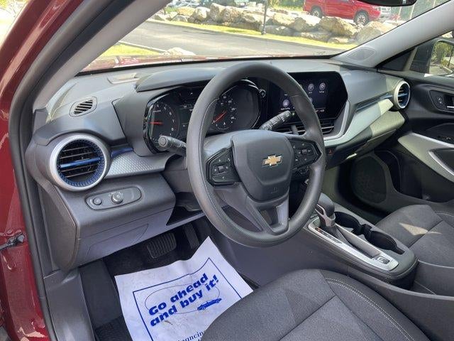 2025 Chevrolet Trax FWD 4dr LS