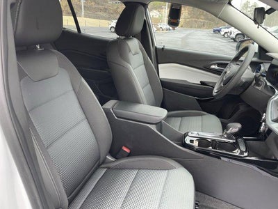 2026 Chevrolet Trax FWD 4dr LT