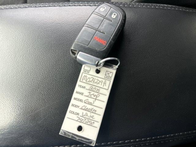 2015 Jeep Grand Cherokee 4WD 4dr Laredo