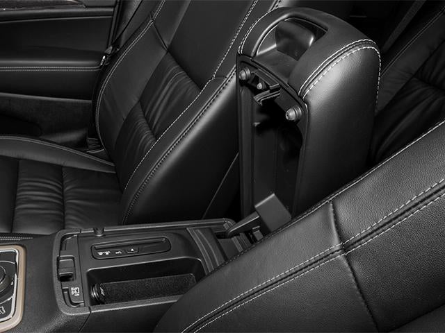 2014 Jeep Grand Cherokee 4WD 4dr Laredo