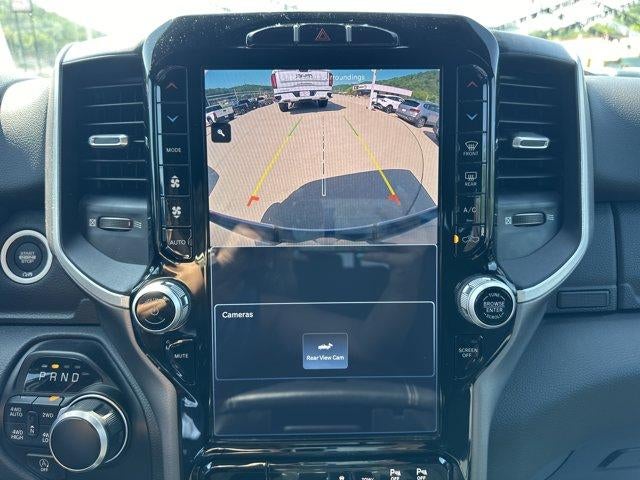 2023 RAM 1500 Big Horn 4x4 Crew Cab 5'7" Box