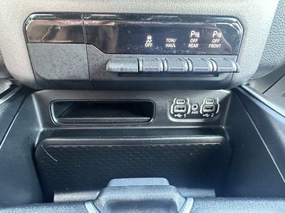 2022 RAM 1500 Big Horn 4x4 Crew Cab 5'7" Box