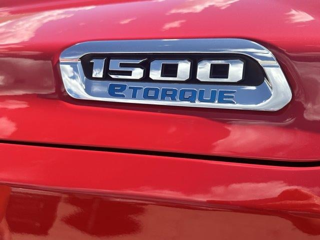 2022 RAM 1500 Big Horn 4x4 Crew Cab 5'7" Box