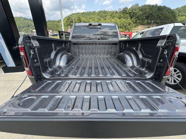 2023 RAM 1500 Big Horn 4x4 Crew Cab 5'7" Box