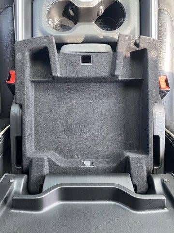 2022 RAM 1500 Laramie 4x4 Crew Cab 5'7" Box