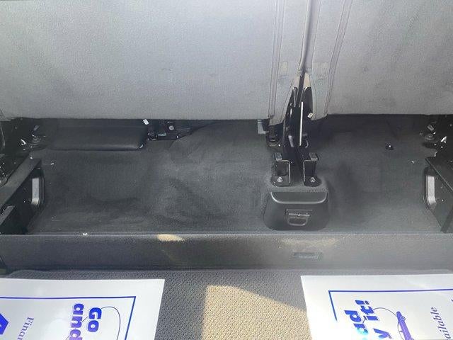 2022 RAM 1500 Laramie 4x4 Crew Cab 5'7" Box