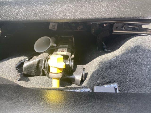 2022 RAM 1500 Laramie 4x4 Crew Cab 5'7" Box