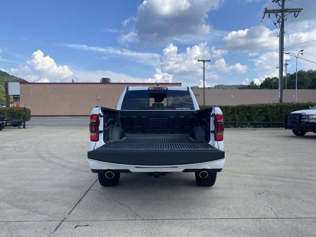 2022 RAM 1500 Laramie 4x4 Crew Cab 5'7" Box