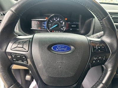 2016 Ford Explorer 4WD 4dr XLT