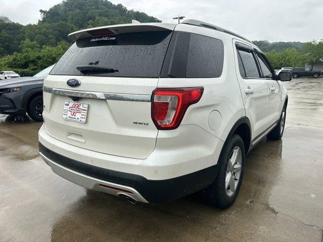 2016 Ford Explorer 4WD 4dr XLT