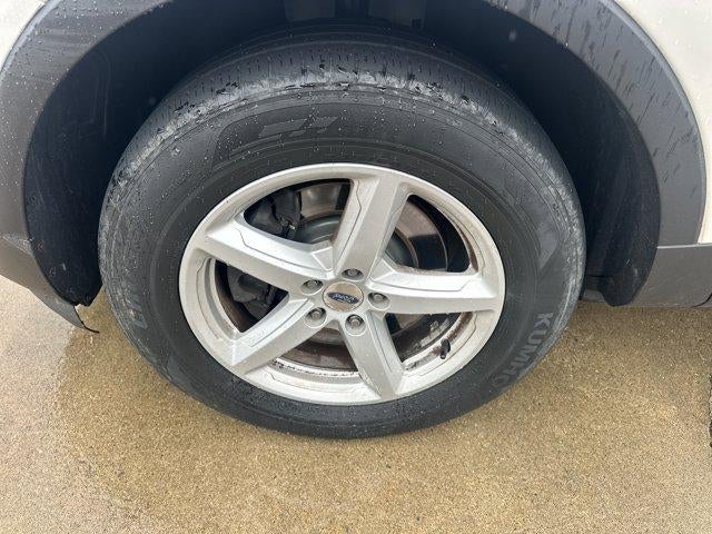 2016 Ford Explorer 4WD 4dr XLT