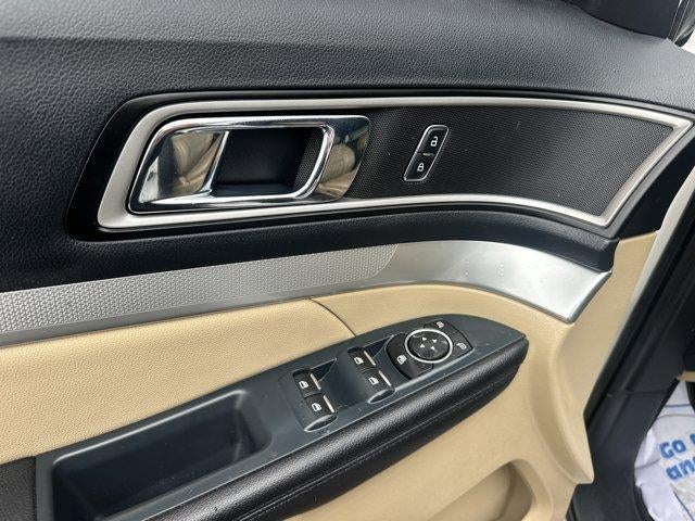2016 Ford Explorer 4WD 4dr XLT