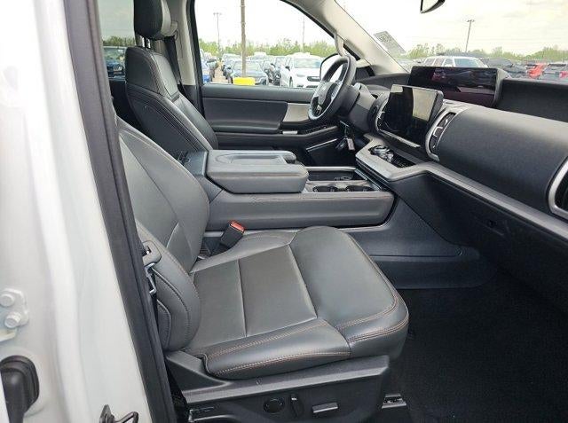 2025 Ford Expedition Max Active 4x4