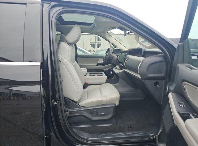 2025 Ford Expedition Max Active 4x4