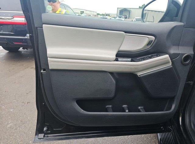 2025 Ford Expedition Max Active 4x4