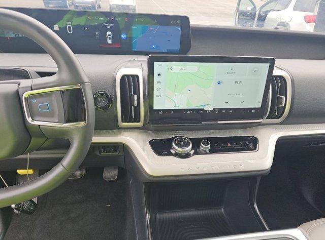 2025 Ford Expedition Max Active 4x4