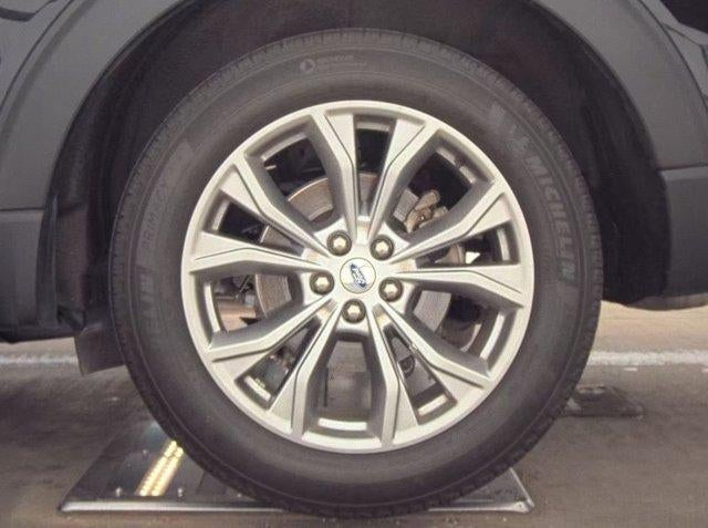 2023 Ford Explorer XLT 4WD