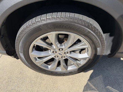 2023 Ford Explorer XLT 4WD