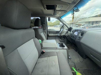 2006 Ford F-150 4WD SuperCrew Styleside 5-1/2 Ft Box XLT