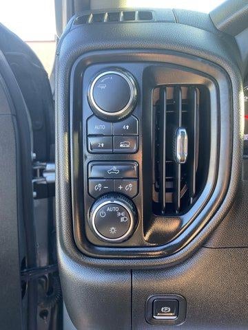 2023 Chevrolet Silverado 1500 Crew Cab Short Box 4-Wheel Drive Custom