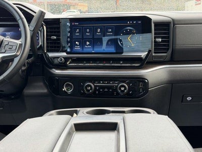 2024 Chevrolet Silverado 1500 Crew Cab Short Box 4-Wheel Drive LT 2FL