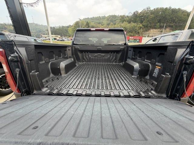2024 Chevrolet Silverado 1500 Crew Cab Short Box 4-Wheel Drive LT 2FL