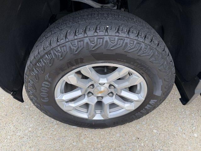 2023 Chevrolet Silverado 1500 Double Cab Standard Box 4-Wheel Drive LT 1LT