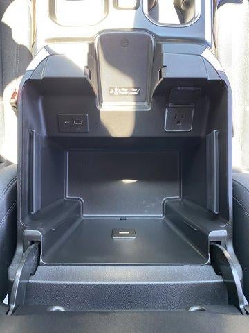 2022 GMC Sierra 1500 Crew Cab Short Box 4-Wheel Drive Elevation 3SB