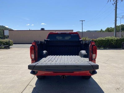 2022 GMC Sierra 1500 Crew Cab Short Box 4-Wheel Drive Elevation 3SB