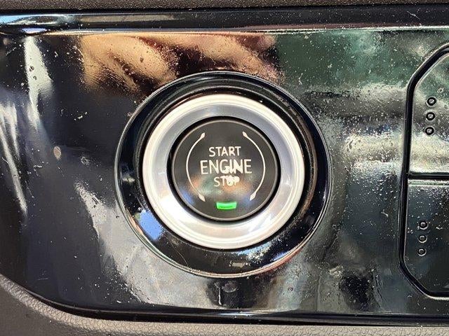 2022 GMC Sierra 1500 Crew Cab Short Box 4-Wheel Drive Elevation 3SB