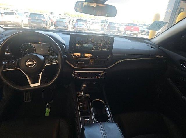 2023 Nissan Altima 2.0 SR Sedan