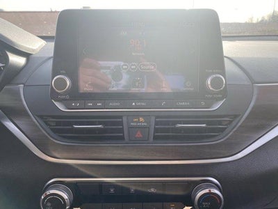 2024 Nissan Altima 2.5 SV Sedan