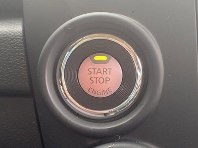 2024 Nissan Titan 4x4 Crew Cab SV