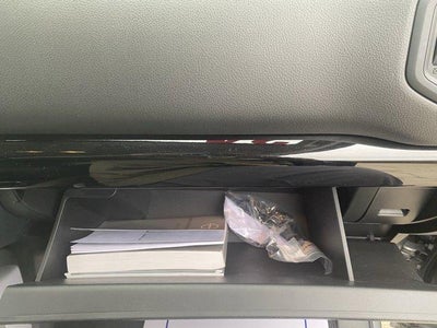 2024 Nissan Titan 4x4 Crew Cab SV