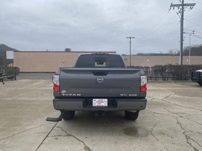 2024 Nissan Titan 4x4 Crew Cab SV