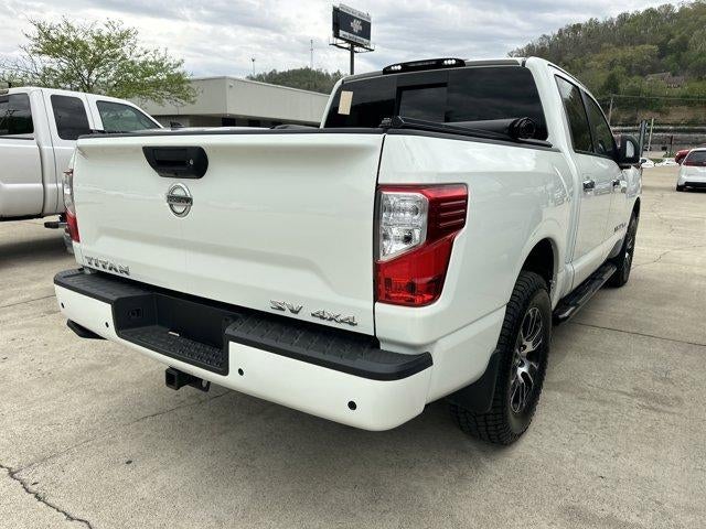 2020 Nissan Titan 4x4 Crew Cab SV