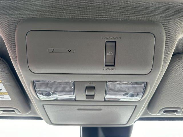 2024 Nissan Frontier Crew Cab 4x2 SL