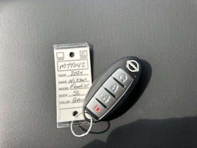 2024 Nissan Frontier Crew Cab 4x2 SL