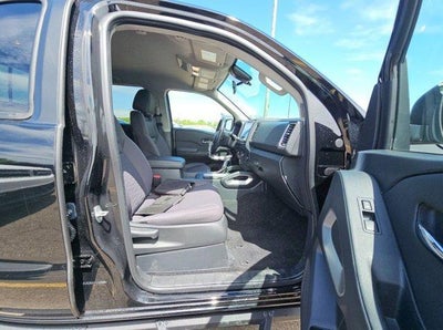 2022 Nissan Frontier Crew Cab 4x4 SV Auto
