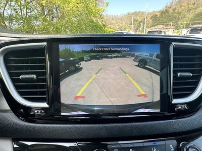 2024 Chrysler Pacifica Touring L FWD