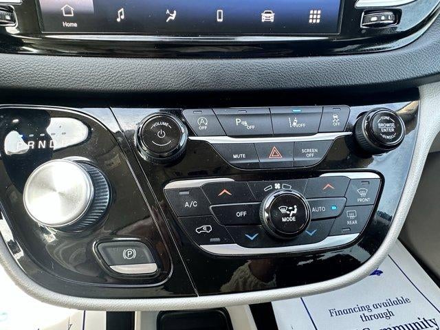 2024 Chrysler Pacifica Touring L FWD