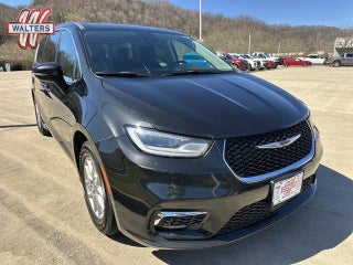 2024 Chrysler Pacifica Touring L FWD