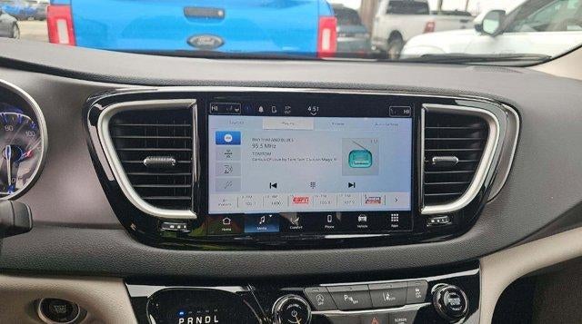 2024 Chrysler Pacifica Touring L FWD