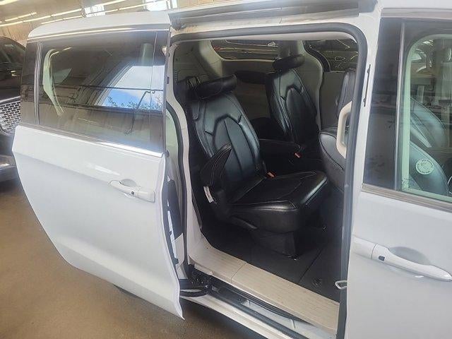 2024 Chrysler Pacifica Touring L FWD