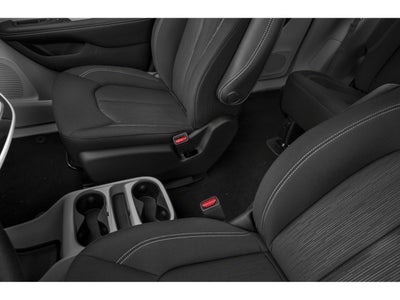 2020 Chrysler Voyager LXI FWD