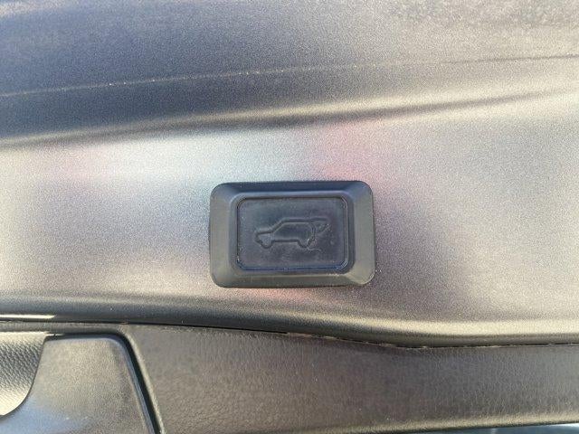 2023 Toyota RAV4 XLE Premium AWD (Natl)