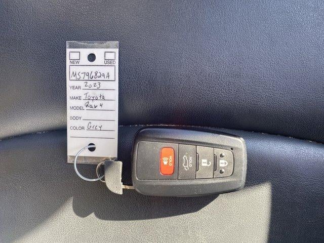 2023 Toyota RAV4 XLE Premium AWD (Natl)