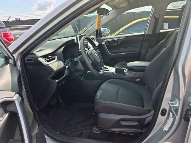 2025 Toyota RAV4 LE AWD (Natl)