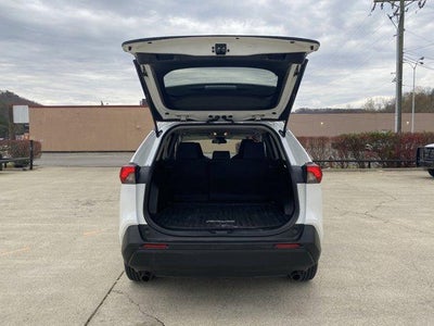 2021 Toyota RAV4 LE AWD (Natl)